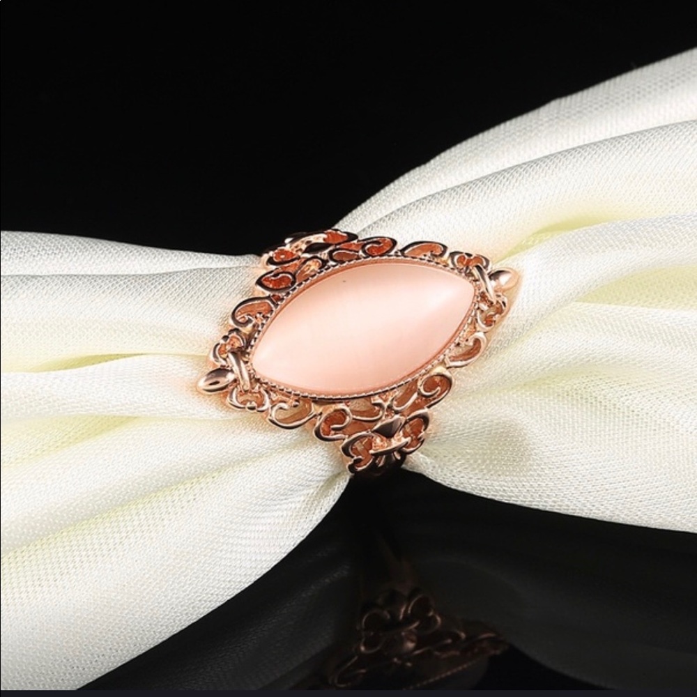 Vintage Style Waterdrop Opal Ring - so 10 - Picture 2 of 3